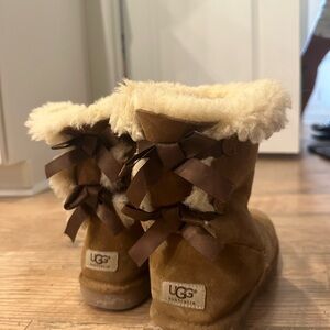 Bailey Bow Uggs
